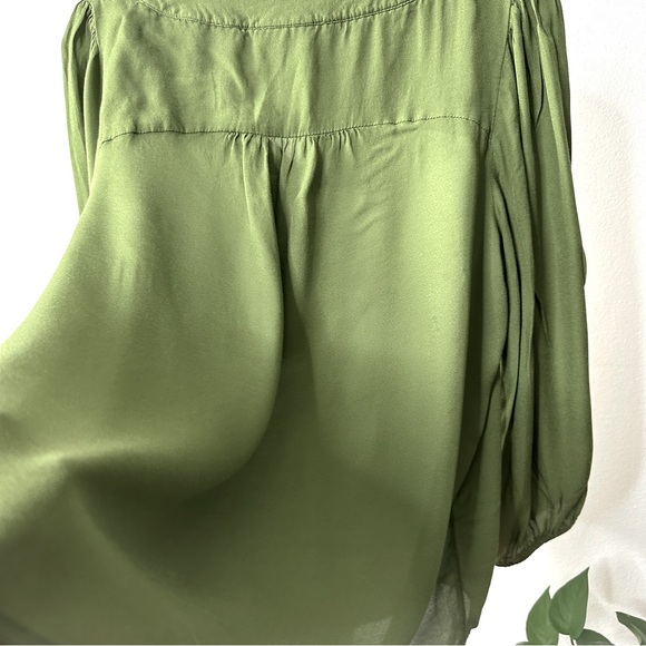 Anthropologie Maeve Kalas Henley Olive Green 3/4 Sleeve Round Neck Blouse SZ M - Picture 9 of 16